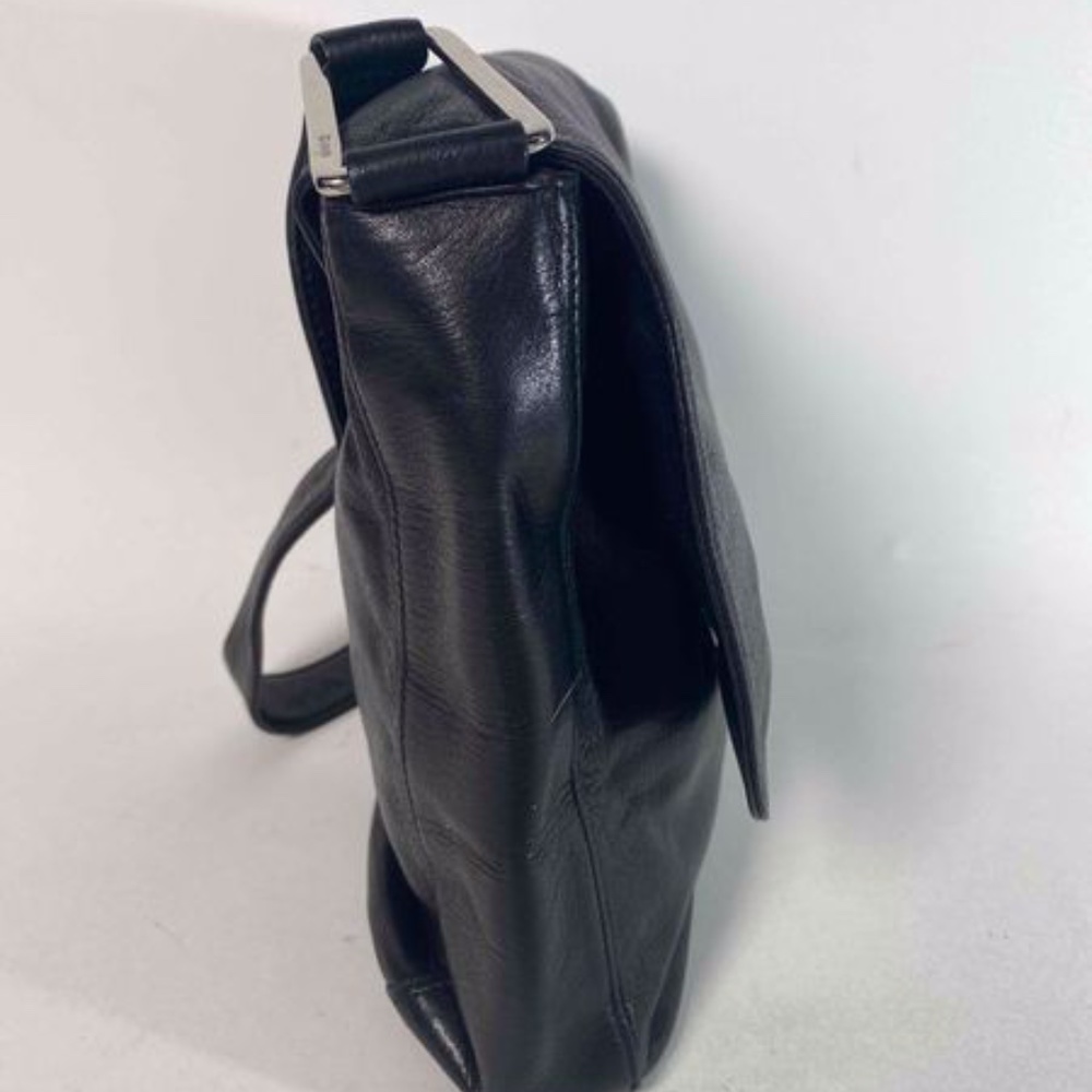 DKNY Shoulder Bag Leather Black Flap Snap Closure - Picture 4 of 6